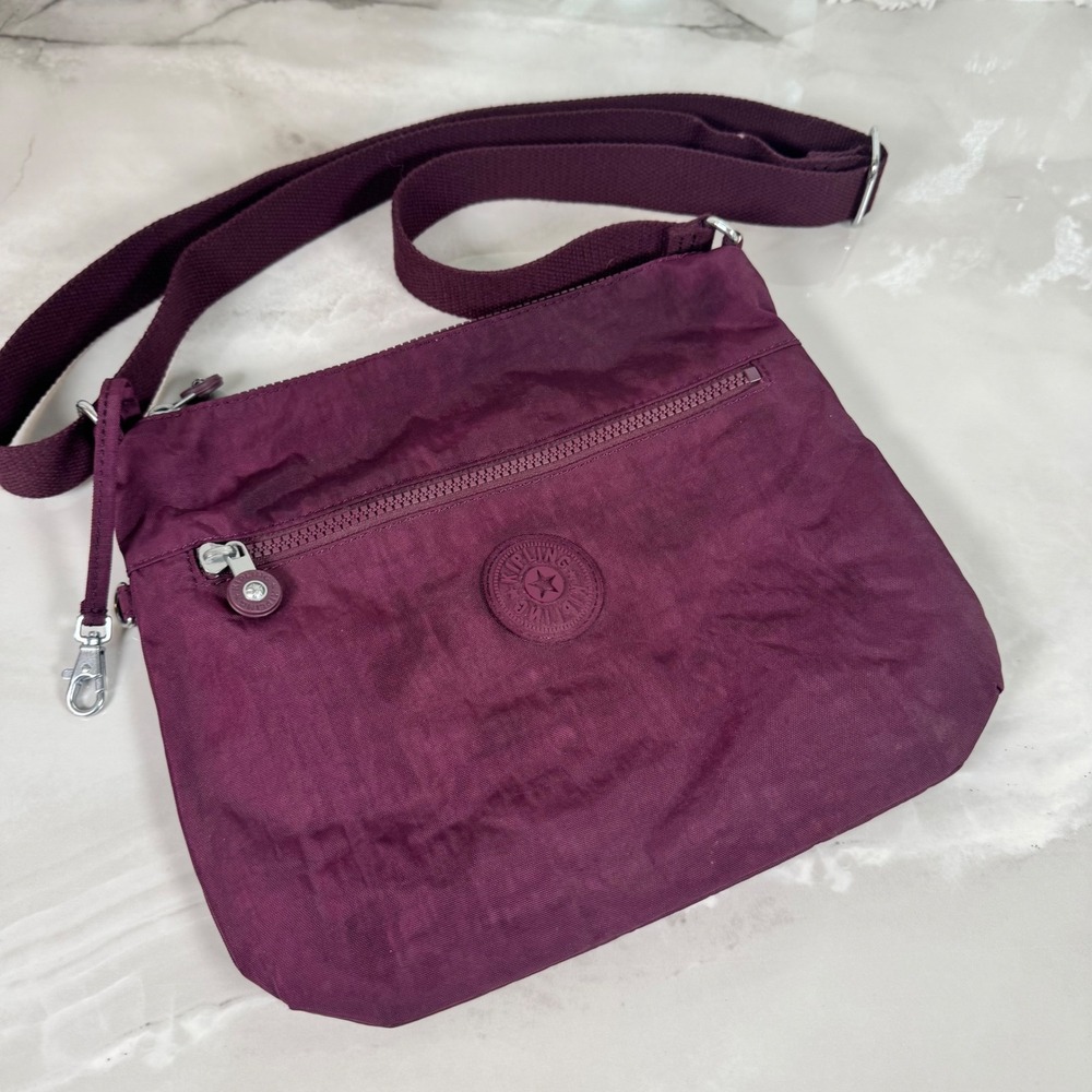 Kipling‎ Purple Crossbody Bag Purse Adjustable Strap Water Resistant Flawed